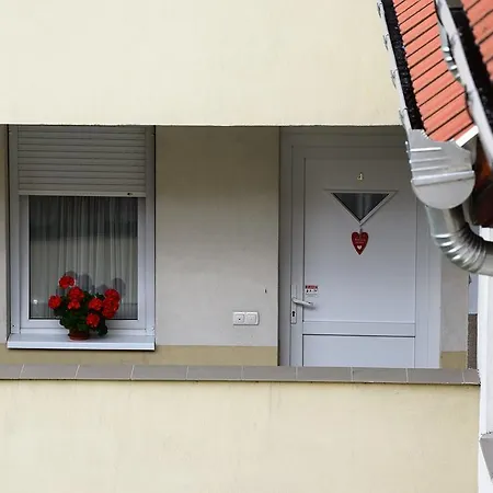 Holiday Home & Apartment Eger Exterior photo