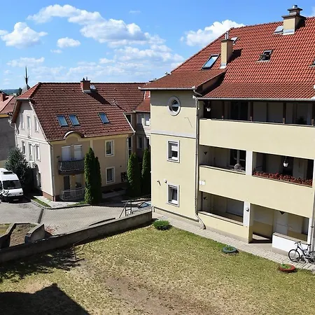 Holiday Home & Apartment Eger Exterior photo