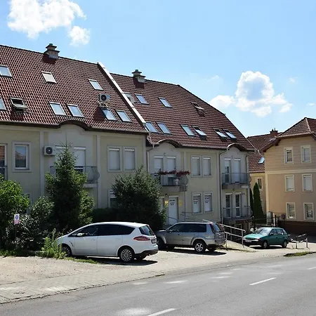 Holiday Home & Apartment Eger Exterior photo