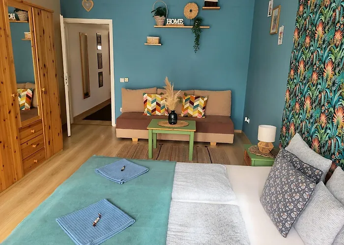 Holiday Home & Apartment
